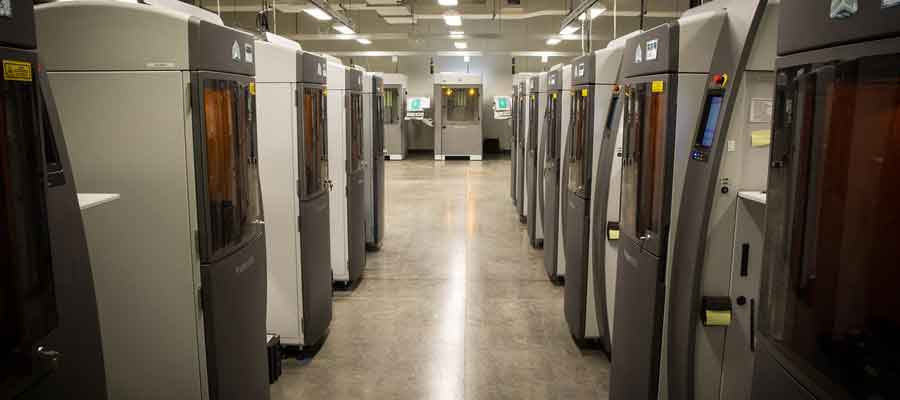 row of stereolithography machines