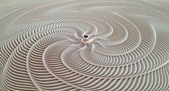 magnetic marble on sand table