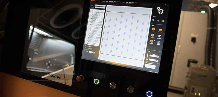 digital manufacturing screen on machine